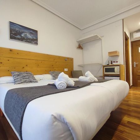 Pension Urkia San Sebastian Ngoại thất bức ảnh